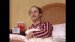 Le surbook extrait de la pièce de théâtre avec Vincent Lagaf