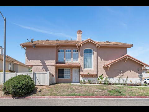 1756 Promenade Circle, Vista, CA home video tour