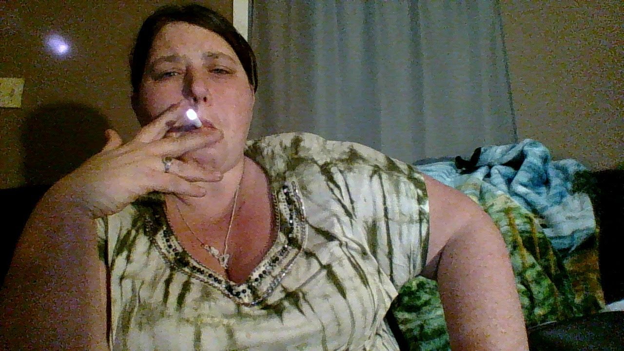 Bbw Smoking Chilling Show Love Youtube