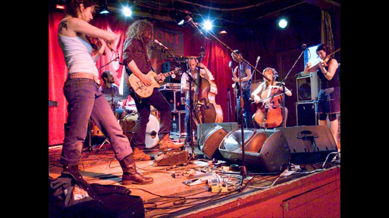 A Silver Mt Zion - God bless our dead marines live @ La Sala Rossa - 2005