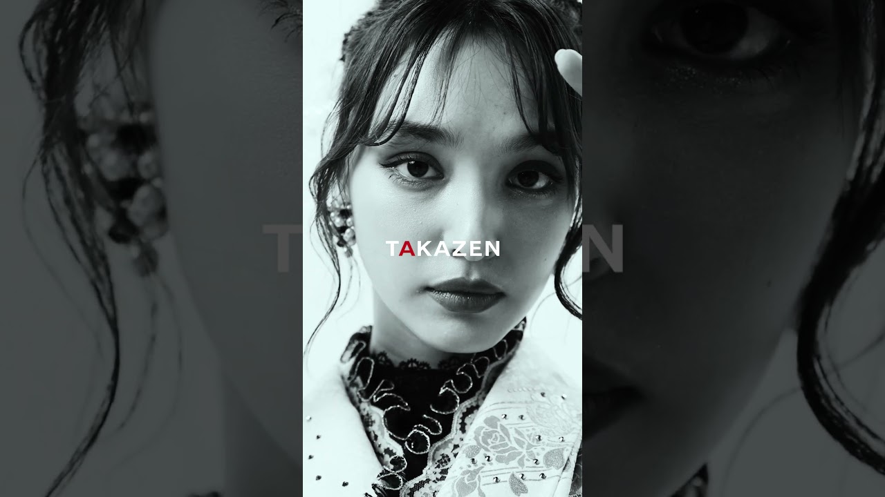 ヘップバーン 白/ゴールド レース素材バラ柄 セレブ 高級エレガント