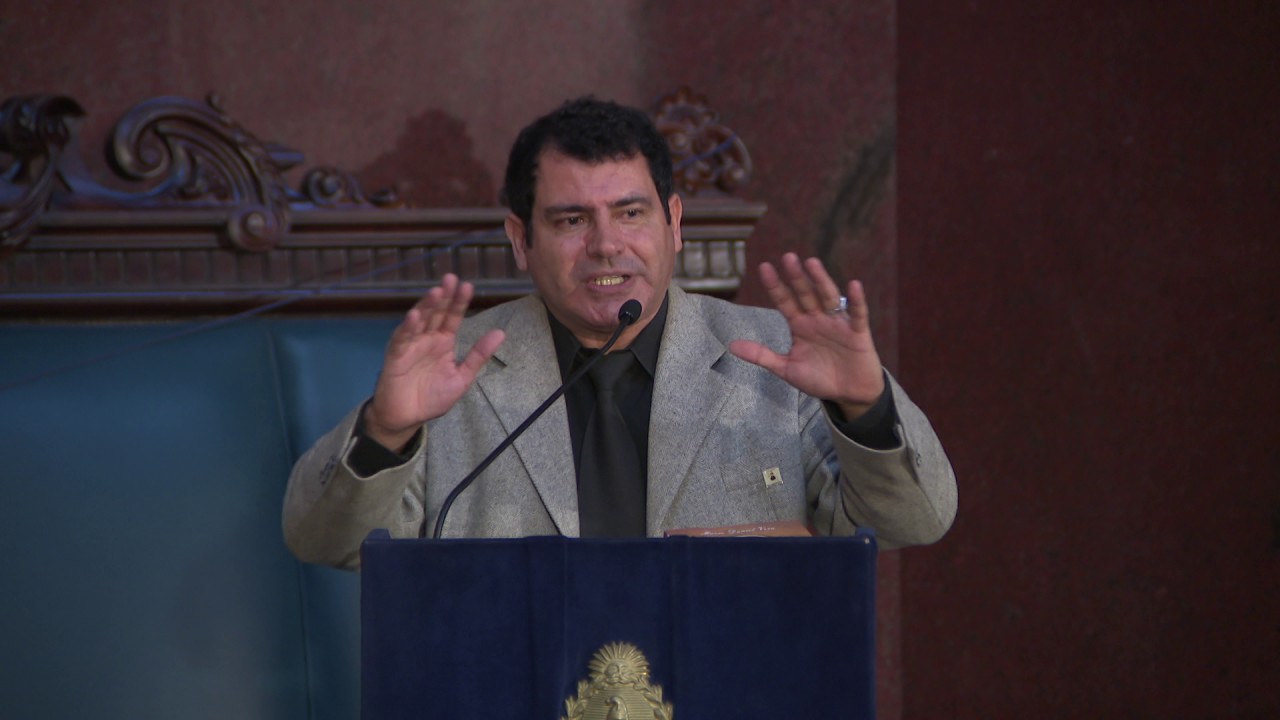 CEREMONIA HOMENAJE FRAY MAMERTO ESQUIÚ 11-05-17 camera iphone 8 plus apk
