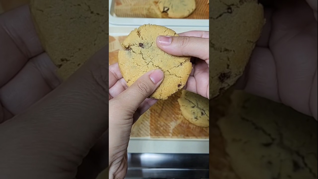 Subway Chocolate Chip Cookies