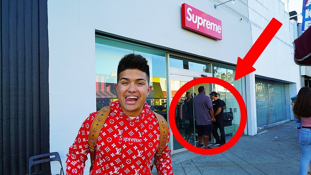 CLOUT HOUSE REACTS TO FAKE $10,000 SUPREME HOODIE (Can you guess