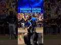 Manager empuja y tira al umpire 🔥⚾️ #mlbb #baseball #shorts