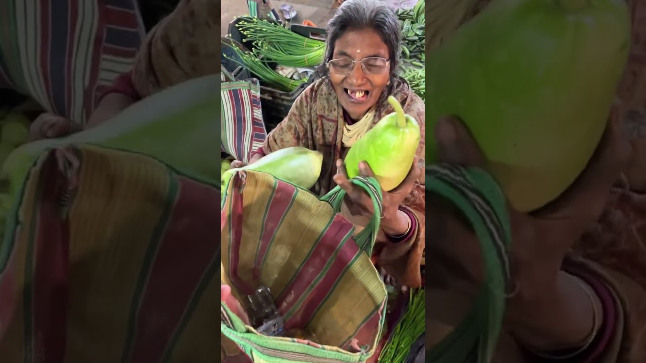 মায়ের থেকে শিখতে হয় কিভাবে তাড়াতাড়ি Breakfast করতে হয় মাইরি