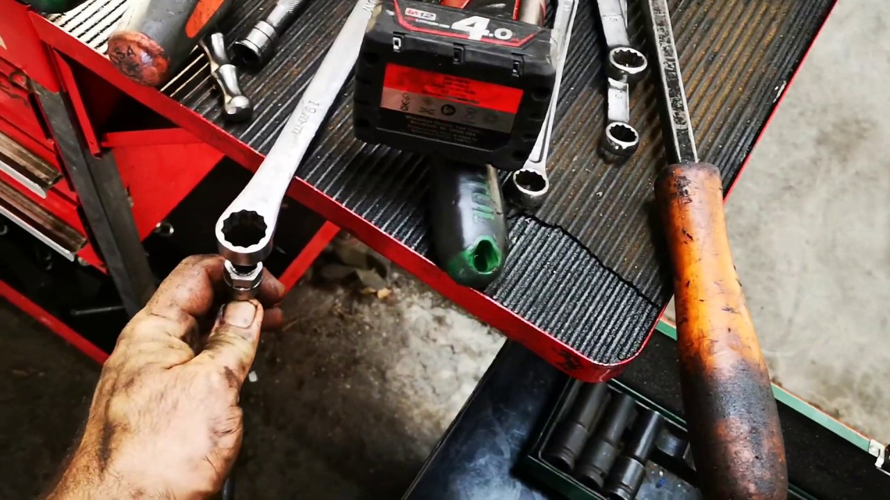 Ford Falcon BA engine mounts tips. Ute with very heavy load in rear