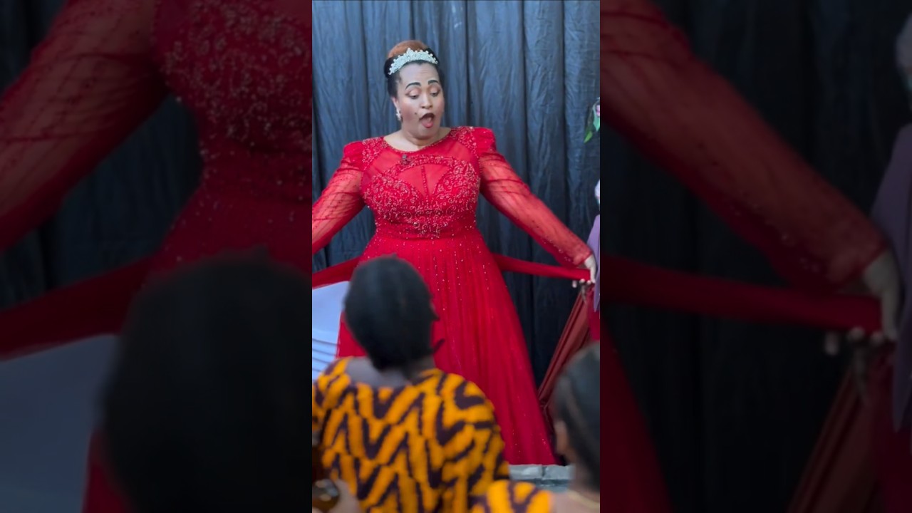 QUEEN MASANJA ANA HEKA HEKA HUYU DADA.....