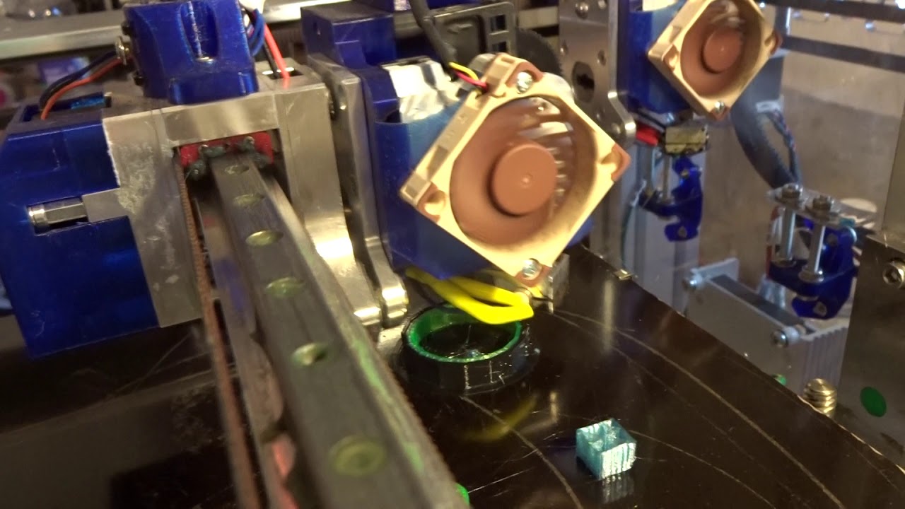 Testing mkudzia's post processing script for the E3D Toolchanger - YouTube