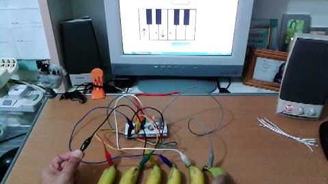 Makey Makey Banana Piano