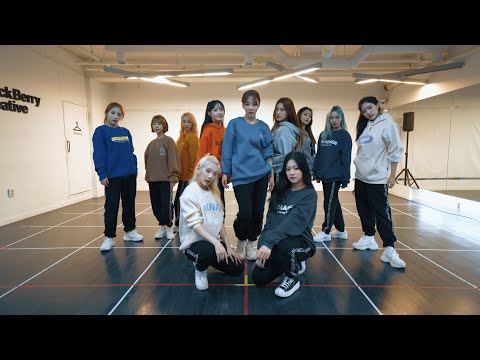 이달의 소녀 (LOONA) \