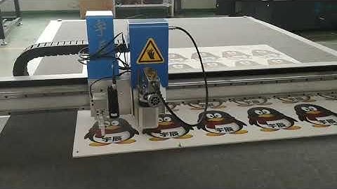 Cnc knife cutter with CCD camera