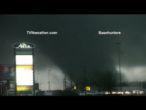 NEW Absolutely incredible tornado video from Hattiesburg, MS EF4