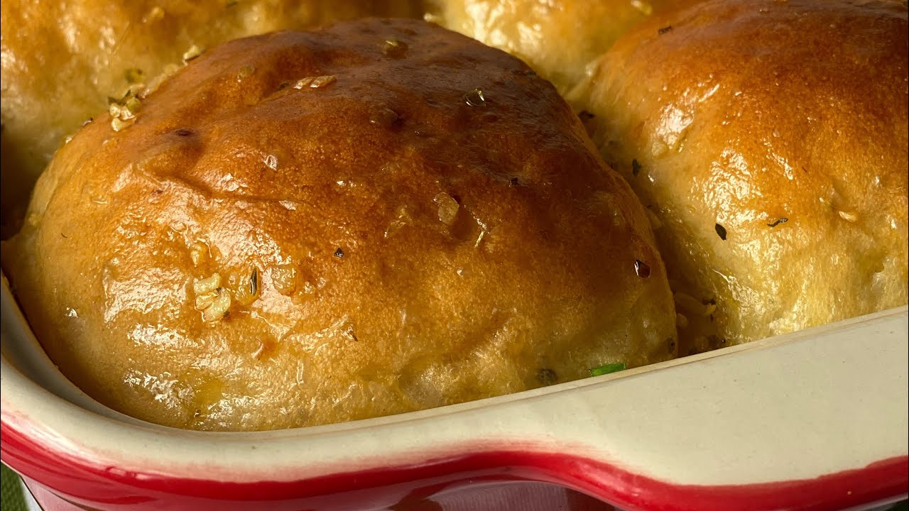 I made Garlic buns/rolls
