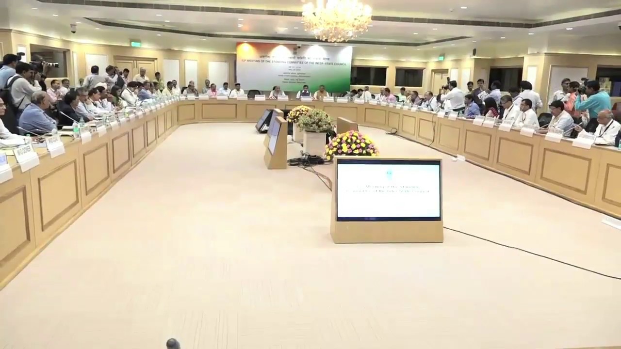 Dr Harsh Vardhan at standing commitee meet on inter-state council in New Delhi