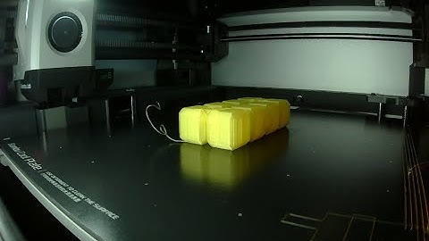 Bambu Lab X1C with AMS - Infinity Cube by David