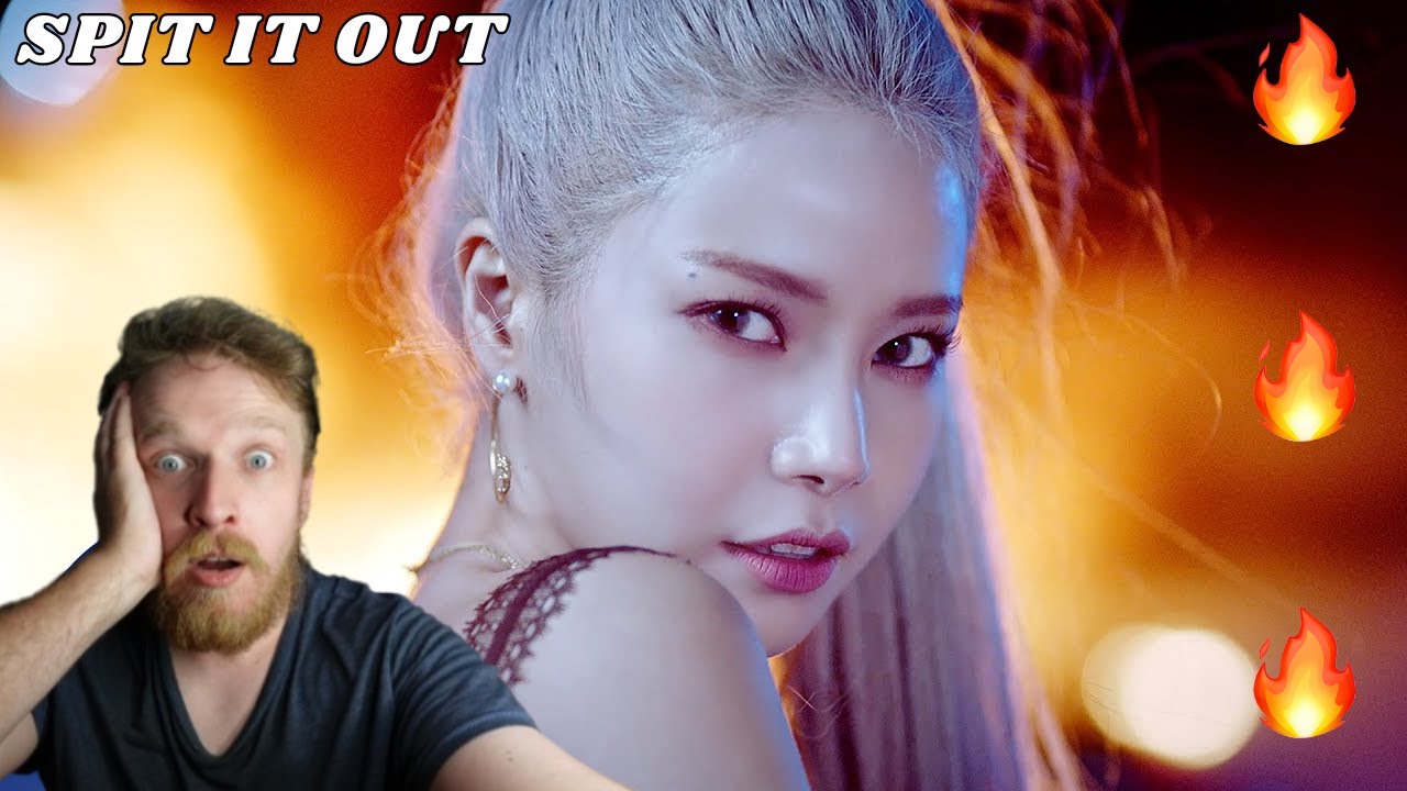 NEW MAMAMOO FAN REACTS TO SOLAR (솔라) - Spit it out (뱉어) - SOLAR MAMAMOO REACTION #solar #mamamoo