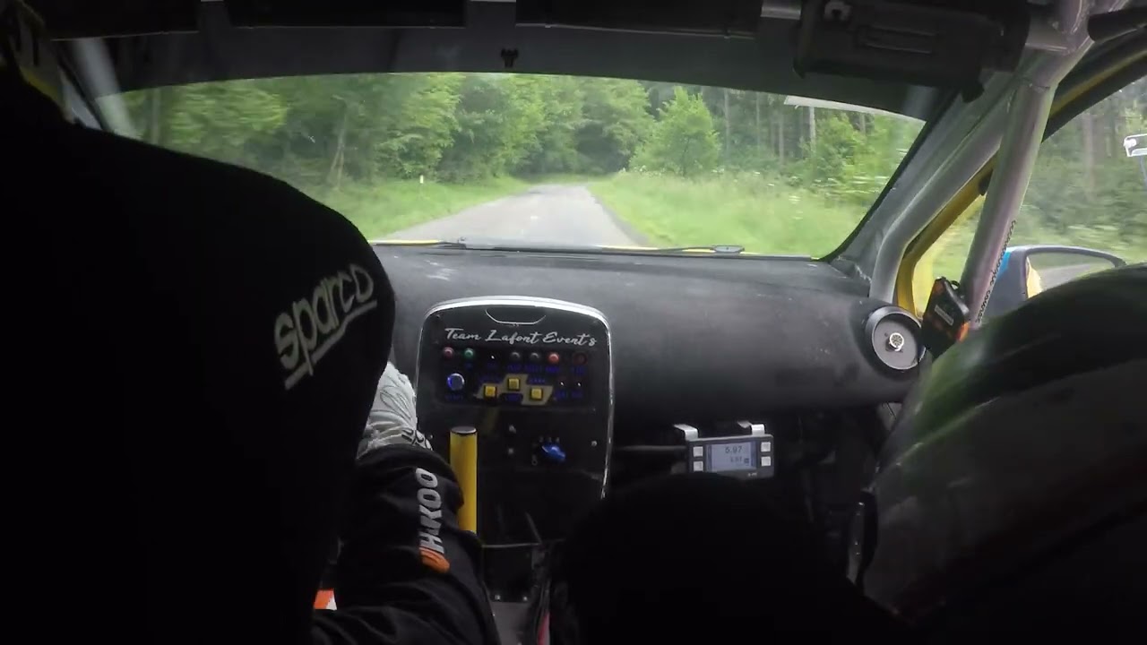 Rallye des Vins de Macon 2024 ES11 Lafont / Collin Clio R3T