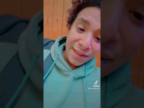 عايز احكي واشكي همي الدنيا والناس والزمن جاين عليا يوسف نجم