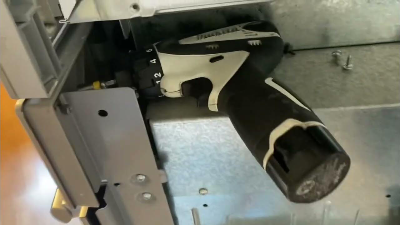 Frigidaire microwave door not opening, Stuck closed YouTube