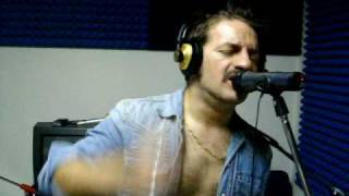 Sotterranei Pop Live - Peppe Voltarelli  canta "Lupu"