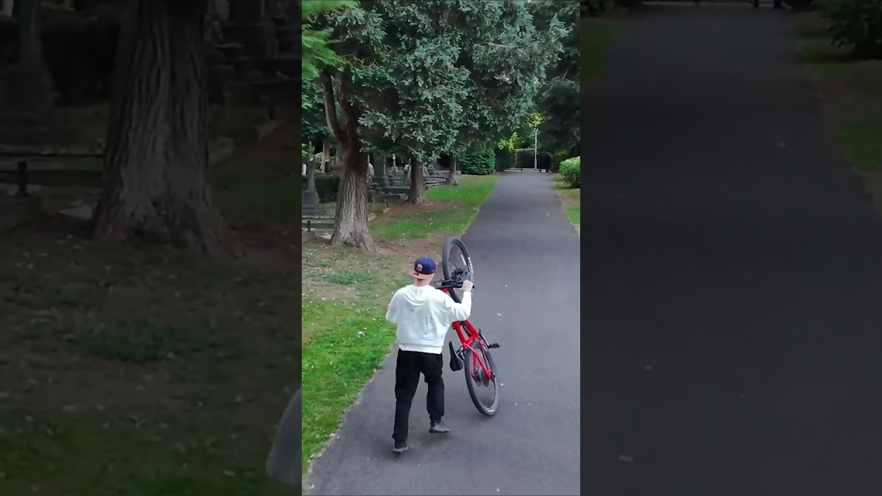 Dji Neo follow me active track test #uppbeat @DJI #shorts #flywithneo #dji #djineo