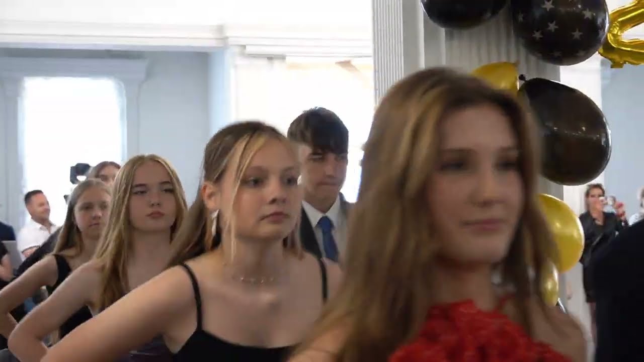 Polonez - Bal Ósmoklasisty 2023