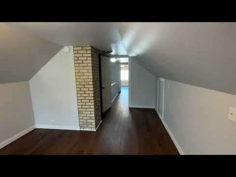 1317 Dickinson St, Grand Rapids, MI home video tour