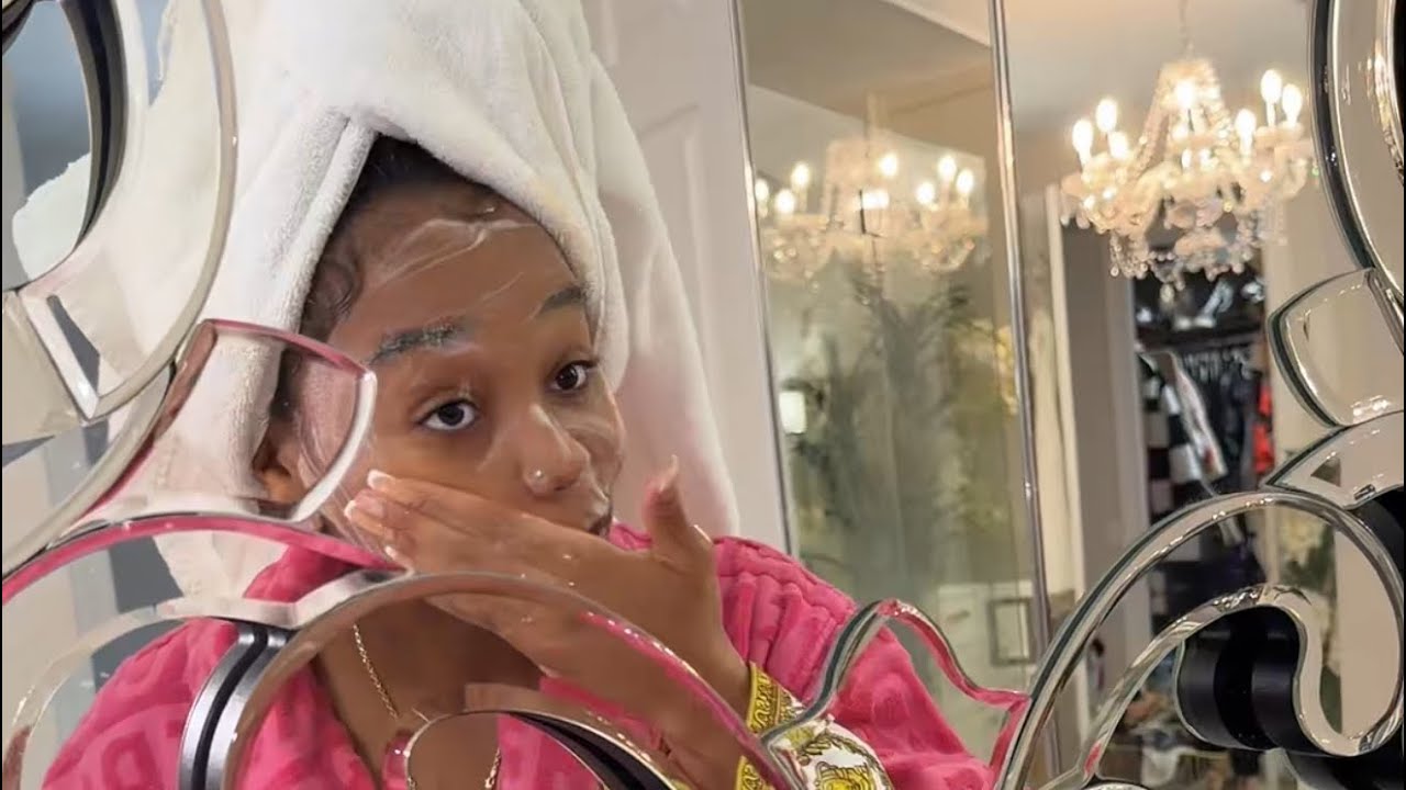 Как Вероника пользуется морковным мылом.