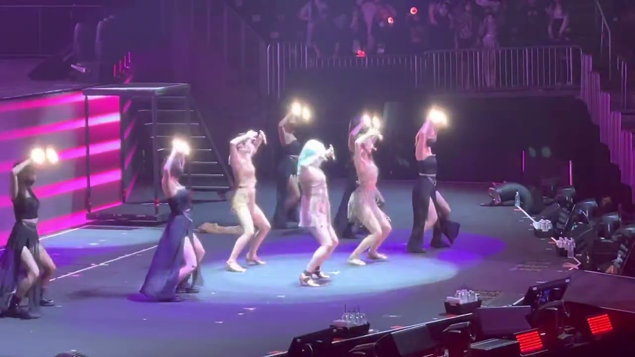 1,3,2 (Mina Tzuyu Jeongyeon) ~ Twice (“III” World Tour, State Farm Arena, Atlanta 2/24/22)