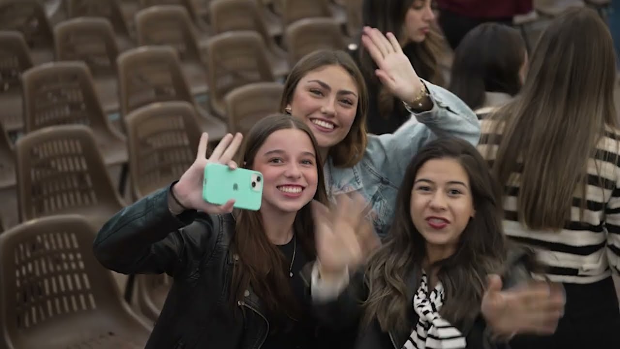 El Prelado con jóvenes del UNIV 2025: El Papa cuenta mucho con la oración de todos