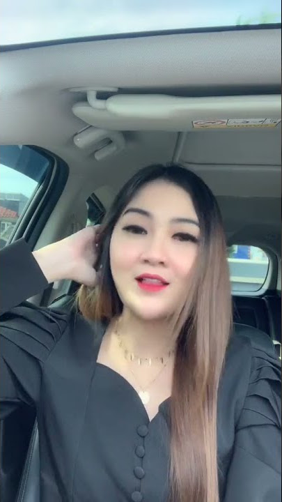 TIKTOK NELLA KHARISMA ~ RASANYA AKU SEDANG MELAYANG