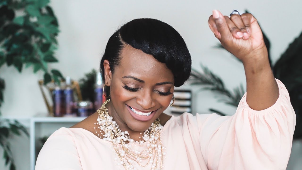 137 Flat Twist Bun feat. TMC Peach Black Tea