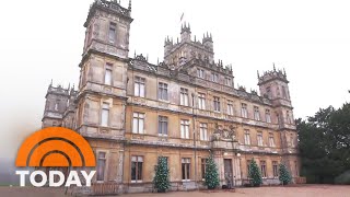 See How The ‘Downton Abbey’ Castle Is Decorated For Christmas