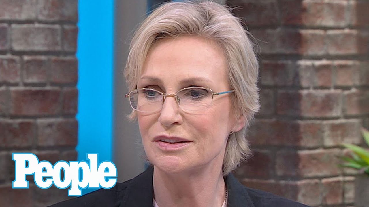 Jane Lynch On Playing Former Attorney General Janet Reno In Manhunt ...