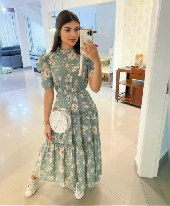 Outfits vestidos con tenis #vestidos #tenis #tendencias