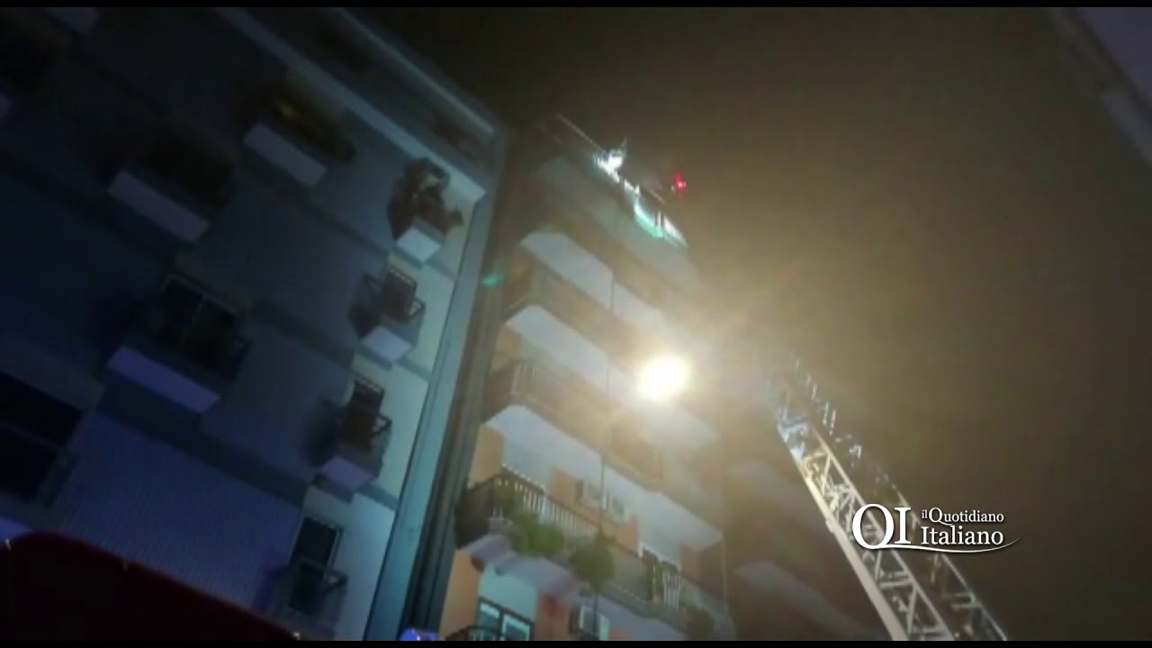 Bari, incendio in via Quintino Sella. Brucia appartamento: morta docente universitaria