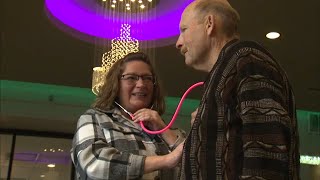 Mother of organ donor hears daughter's heart again in heartwarming reunion