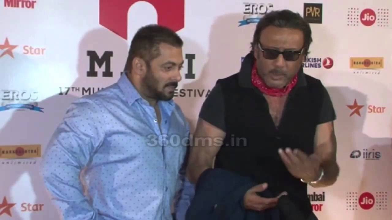 B Towns BIDU Jackie Shroff Supports Shahrukh Khan In His Bindaas Tapori Style