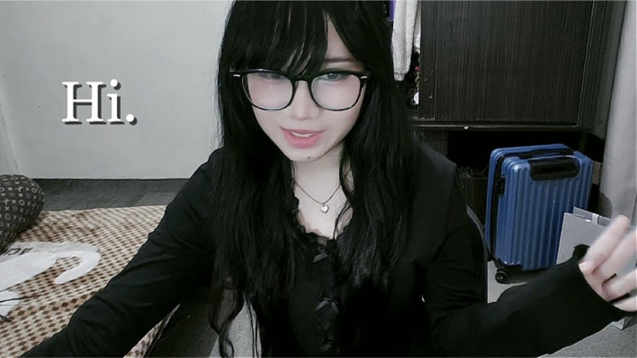 Hi (welcome to my channel)