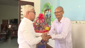 TỈNH ỦY BÌNH DƯƠNG THĂM, TẶNG QUÀ CHO HỘ GIA ĐÌNH CÓ HOÀN CẢNH KHÓ KHĂN TẠI XÃ BẠCH ĐẰNG