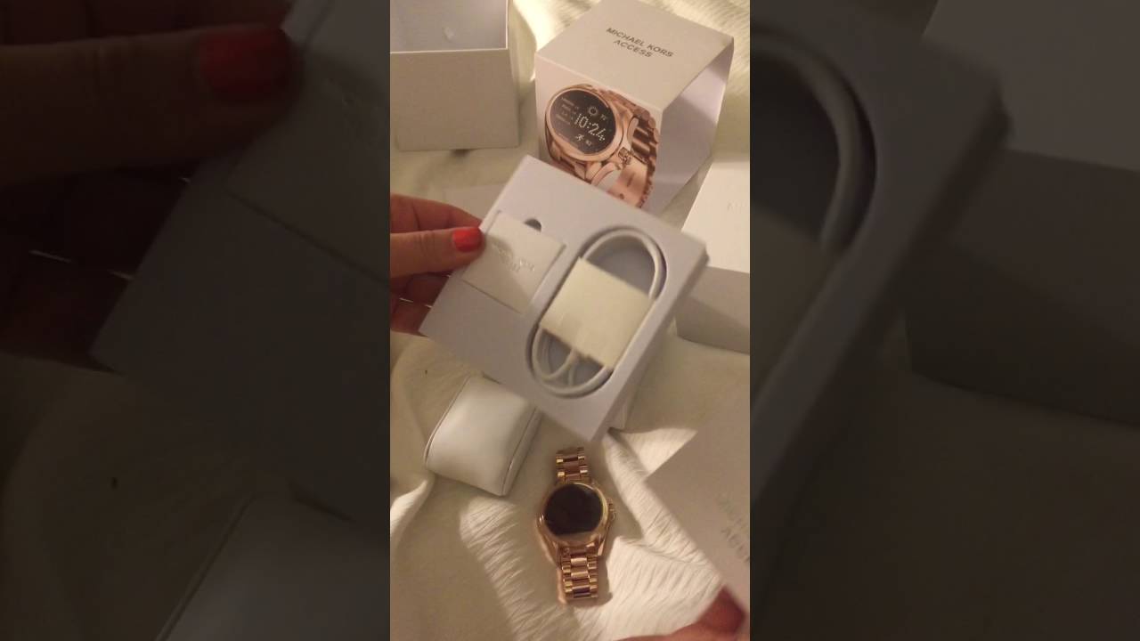 michael kors access watch not charging