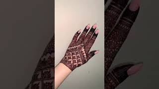 Besutiful Mehndi Art