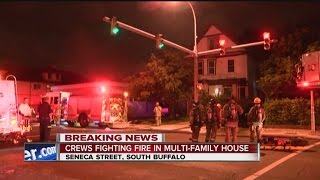 Five escape south Buffalo apartment fire