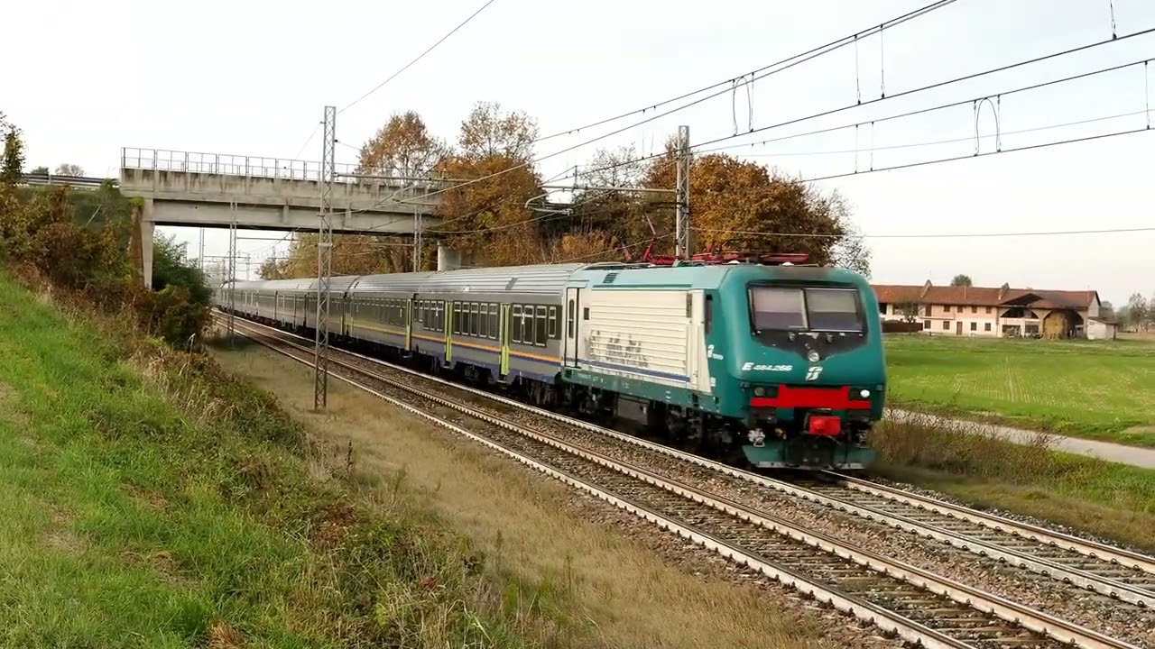 Treni d'inverno nel cuneese.