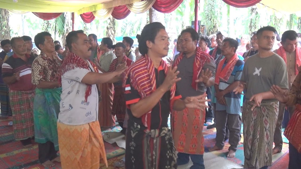 Uni Ginting Nuri2 Gendang Kalimbubu // ban Gelar Jey Maka Brena Sitepu // Cangkulen