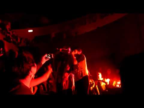 en paro! - epicentro + dj dacel + ana tijoux
