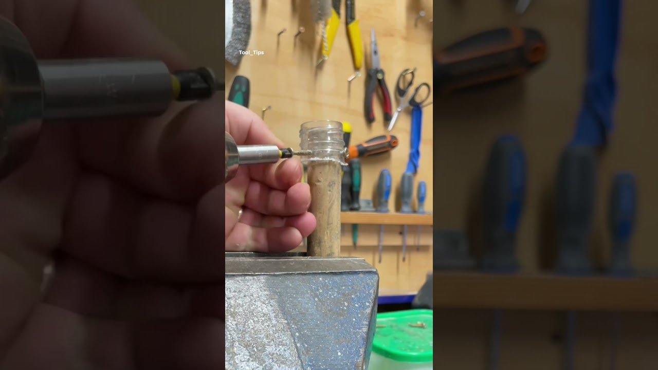 Broken Broom 🧹🤔☝️ 