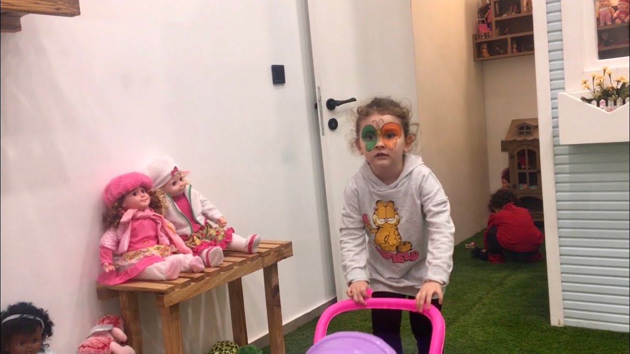 Oyun Evinde Oyuncak Bebek Bakma Oyunları. Çocuk Oyunları Eğlenceli