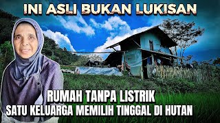 Gak nyangka Ada Suami Istri Tinggal Di Gubuk Tersembunyi Di Tengah Hutan Tanpa Listrik  Dan Tetangga